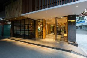 V8 Ziyuangang Hotel
